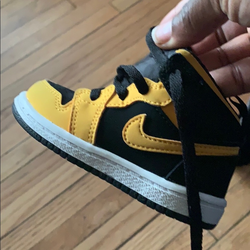 Jordan Retro 1s